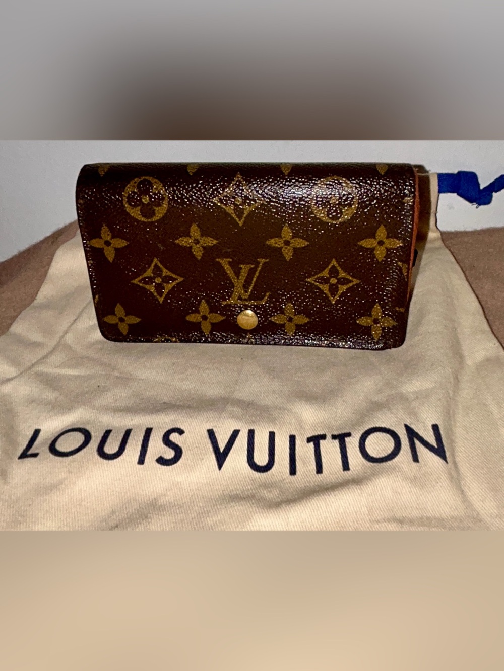 Louis Vuitton Monogram Porte-Monnaie Billets Trésor Wallet. Vintage GUC